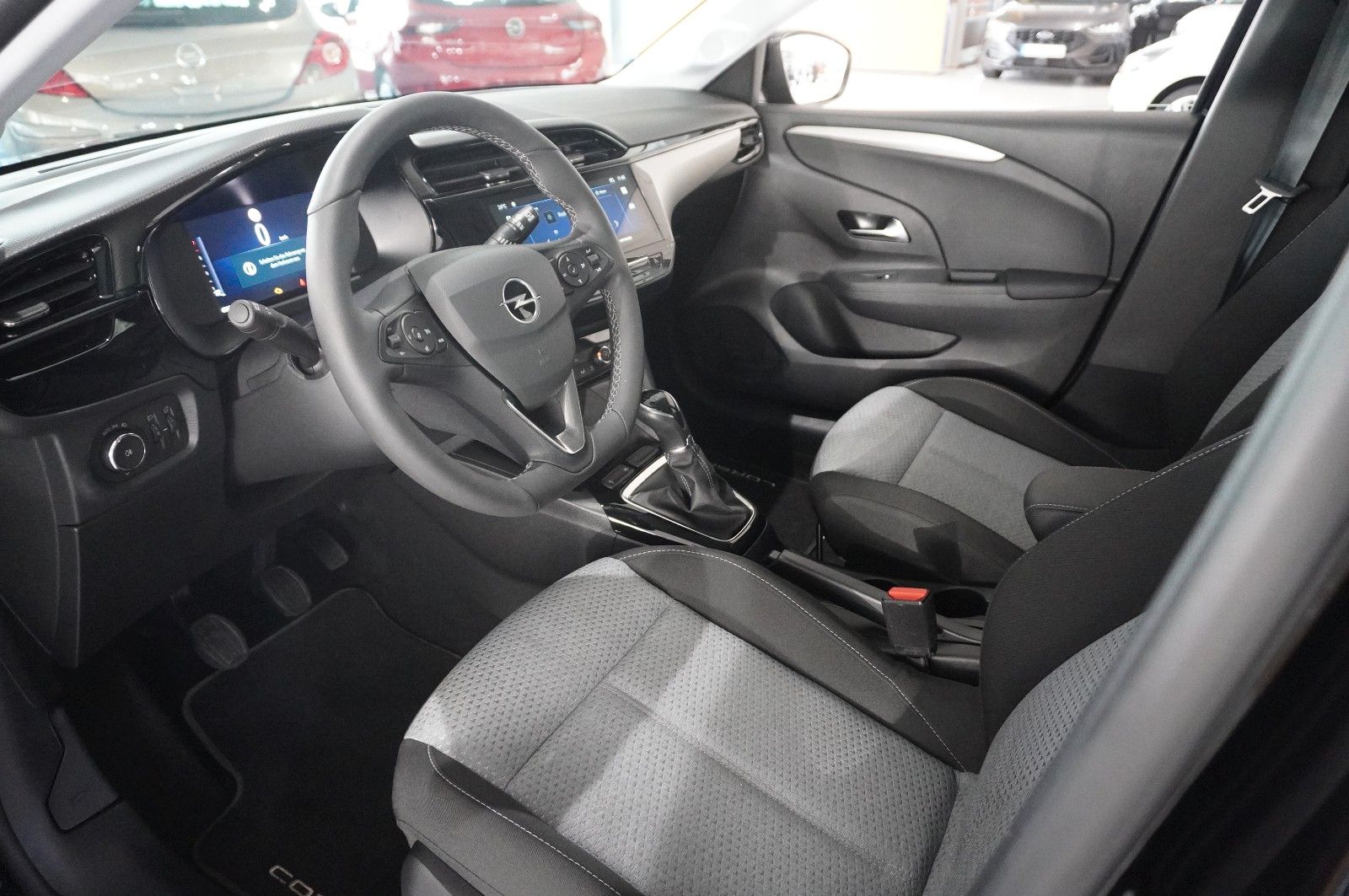 Fahrzeugabbildung Opel Corsa 1.2 MIRROR-LINK/SHZ/PDC/KAMERA/ALU16/LHZ