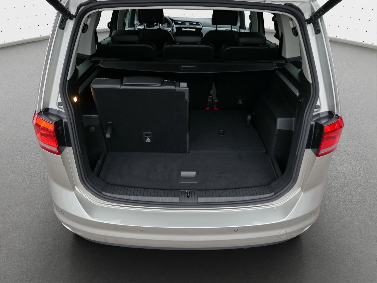 Volkswagen Touran - Bild 11