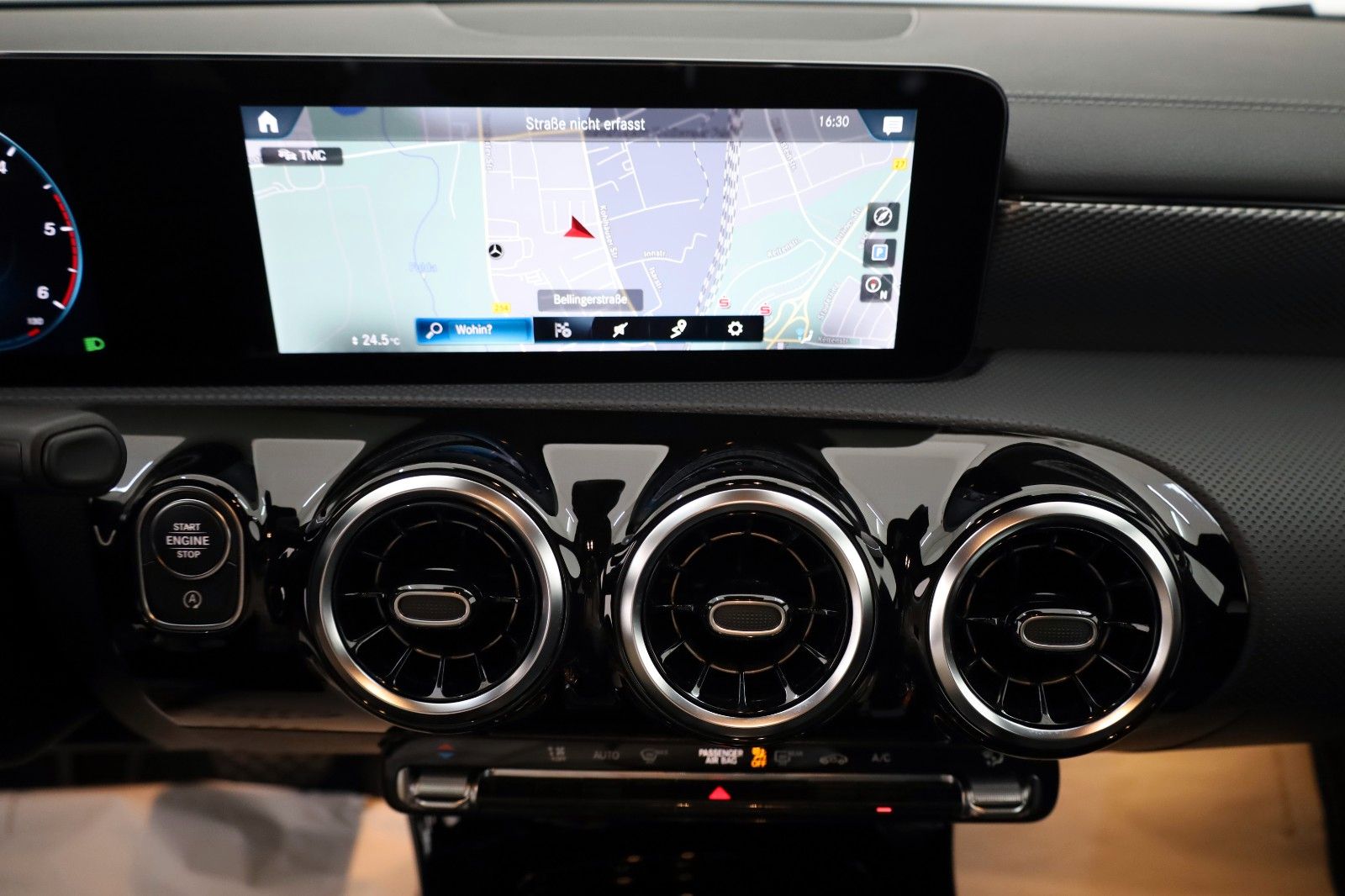 Fahrzeugabbildung Mercedes-Benz CLA 200d SB Leder,Navi,LED,Kamera,SH,SR+WR