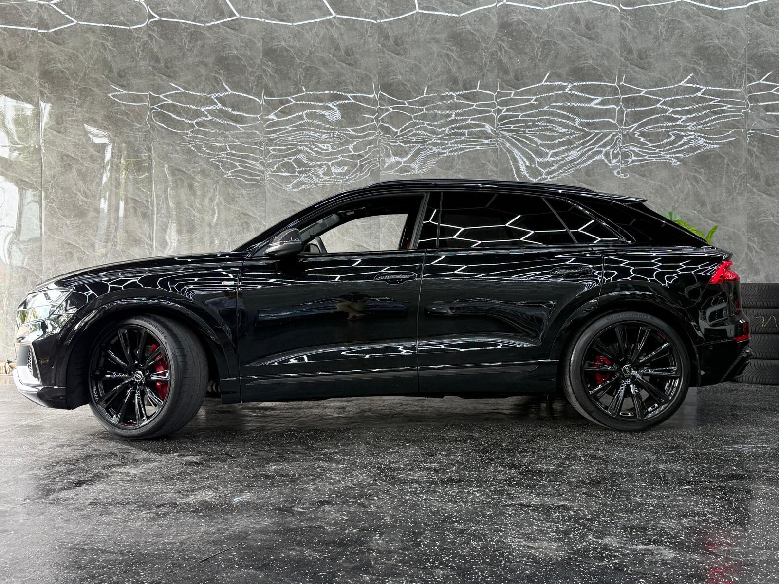 Audi Q8 50 TDI quattro competition plus
