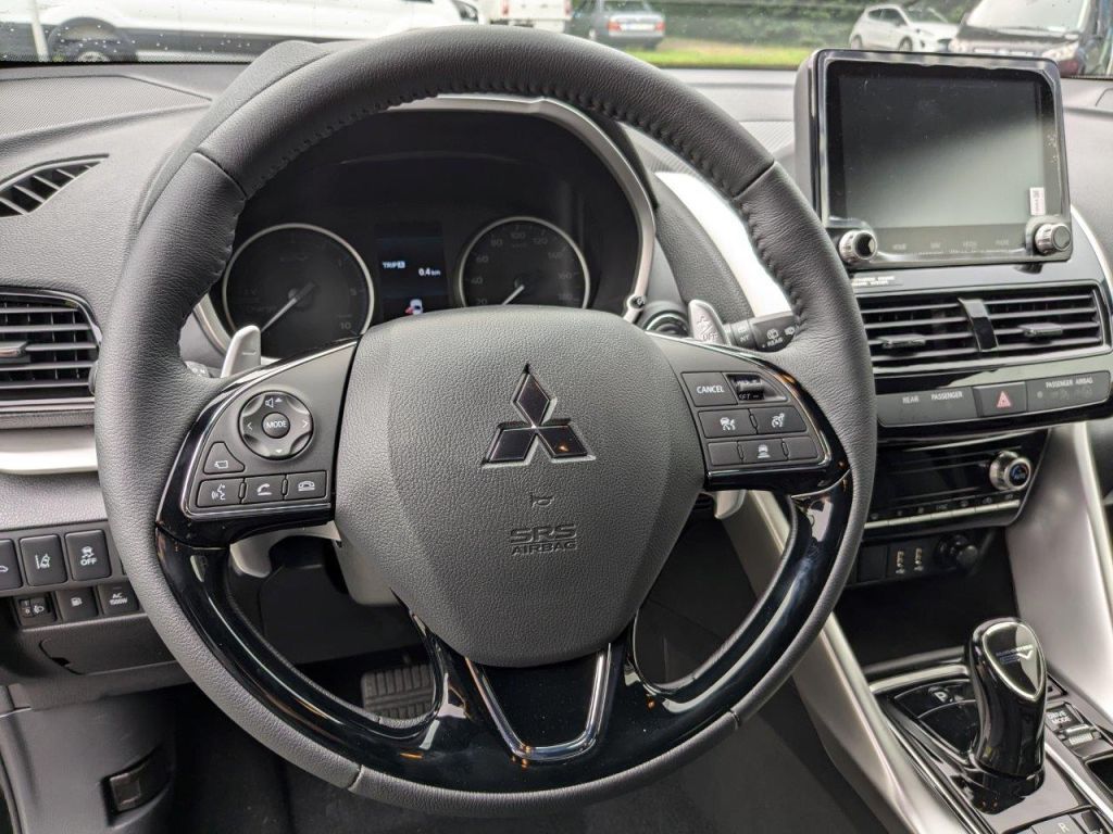 Fahrzeugabbildung Mitsubishi Eclipse Cross 2.4 PHEV 4WD Select