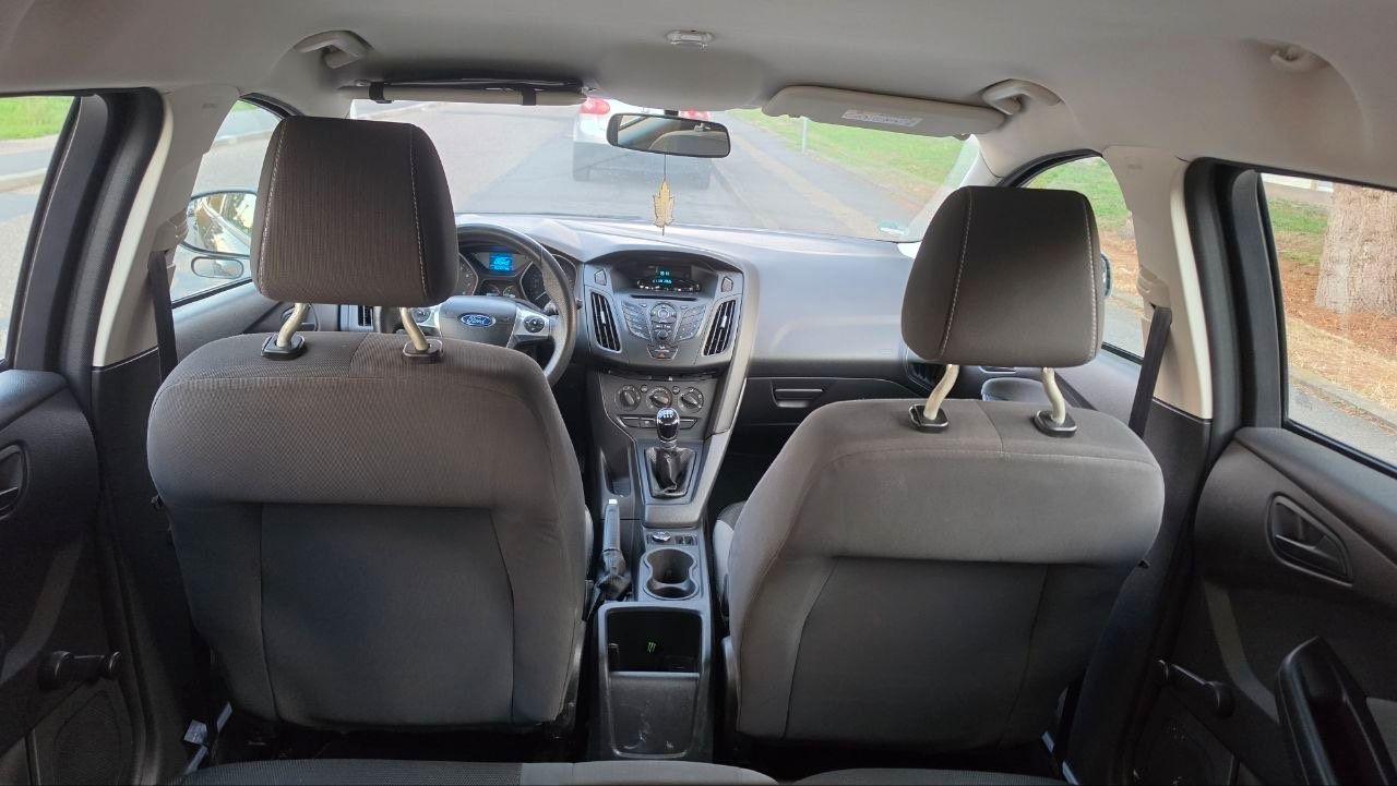 Ford Focus 2014 — engine 105 HP (77kW)