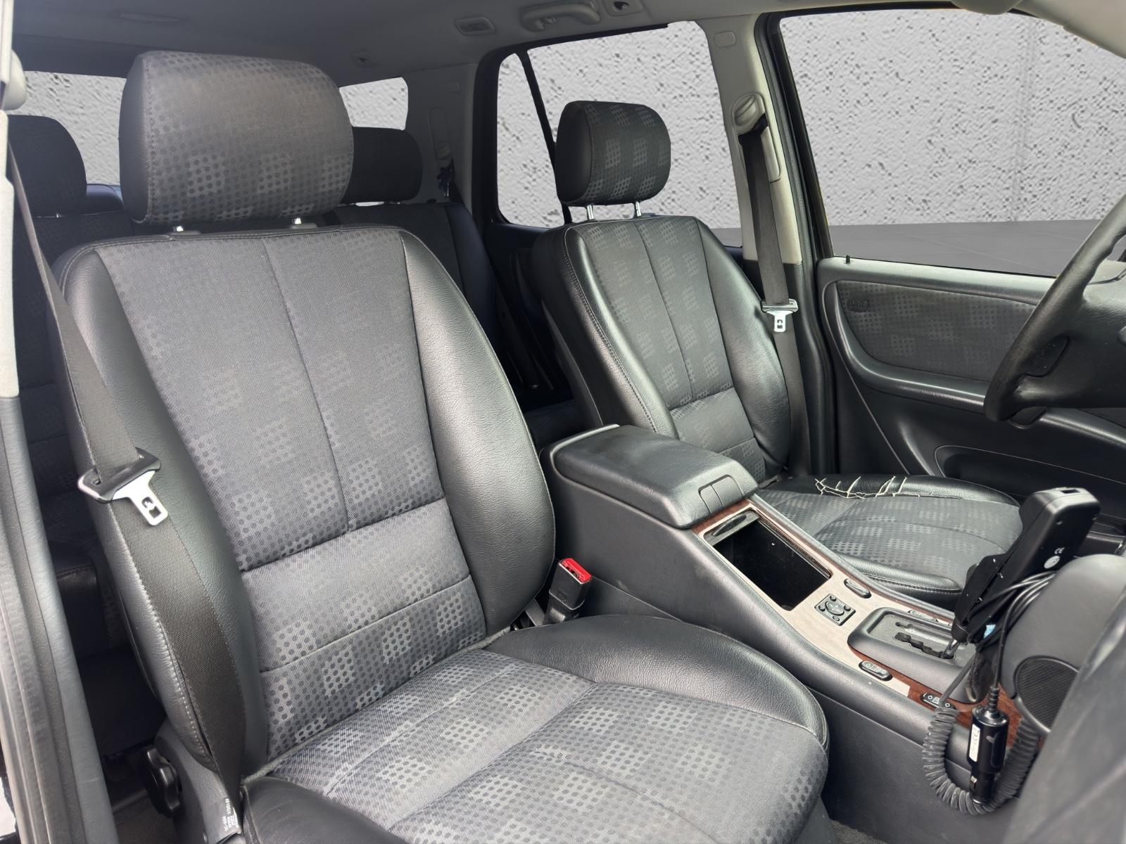 Mercedes-Benz ML270 2004 — photo 27