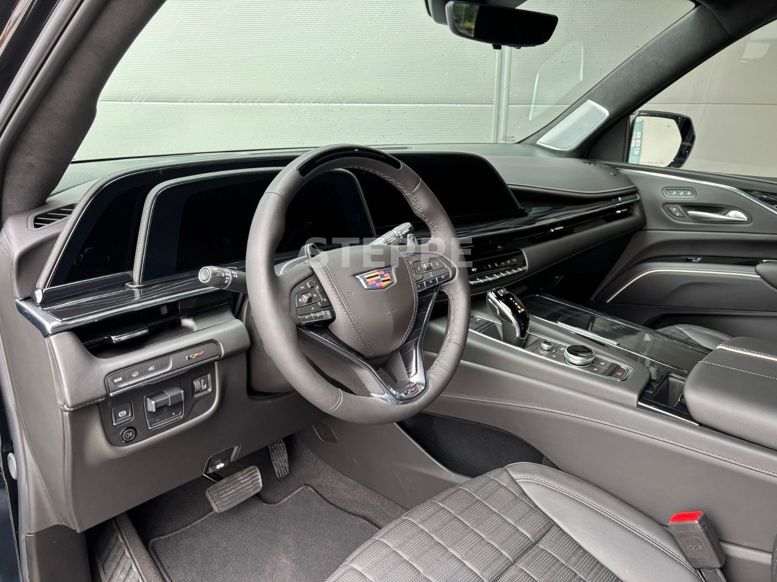 Cadillac Escalade V-Series 6.2 V8 Supercharged AWD