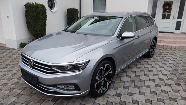 Volkswagen PASSAT Variant ELEGANCE 2.0 TDI  DSG#LED#DAB#AHK