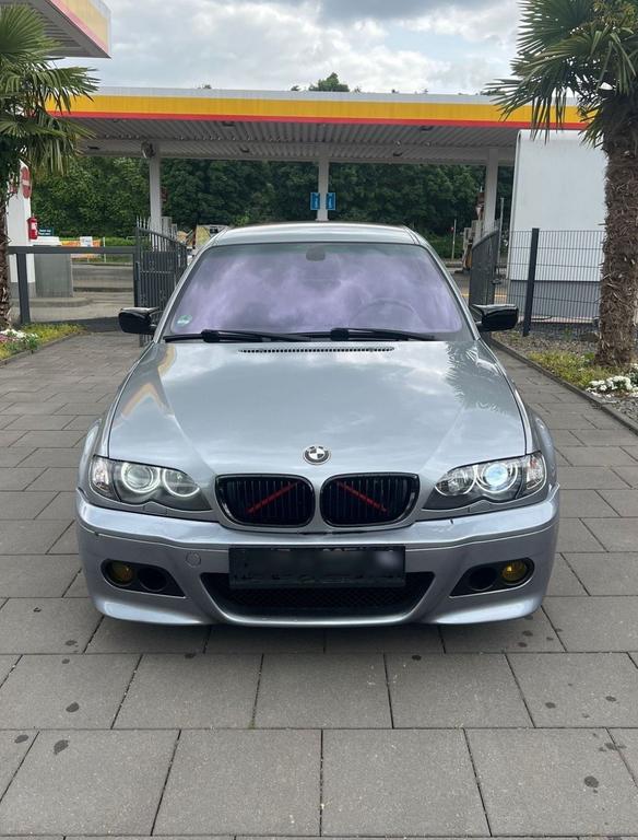 BMW 320