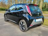 Toyota Aygo X-clusiv AUTOMATIK, KLIMA, LEDER, TÜV NEU  - Toyota Gebrauchtwagen in Hamburg