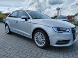 Audi A3 Sportback 1-Hand, S-Tronic - Audi A3 aus 2013: Limousine