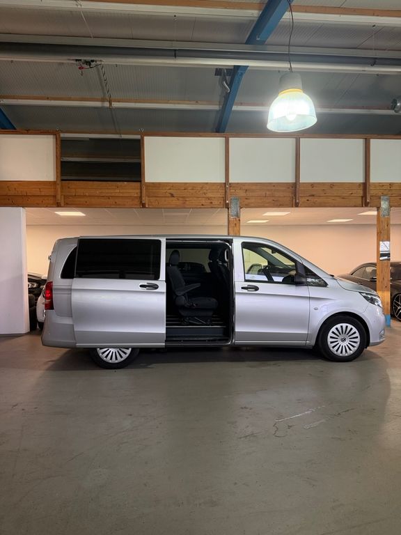 Image of Mercedes-Benz Vito