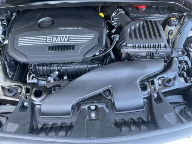 Fahrzeugabbildung BMW X1 sDrive 18i Advantage Panoramadach, Rückfahrka
