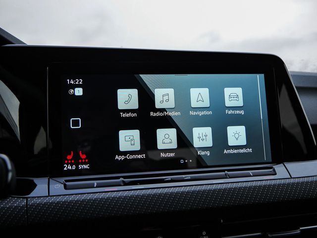 Golf VIII 2.0 TDI R-Line SHZ MATRIX-LED NAVI ACC