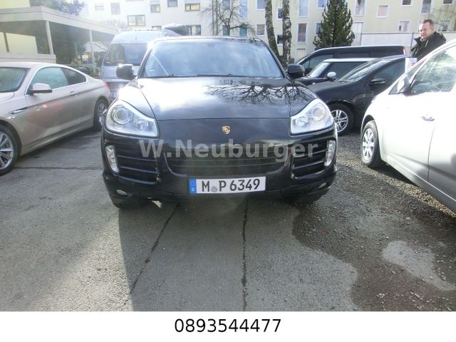 Porsche Cayenne Basis