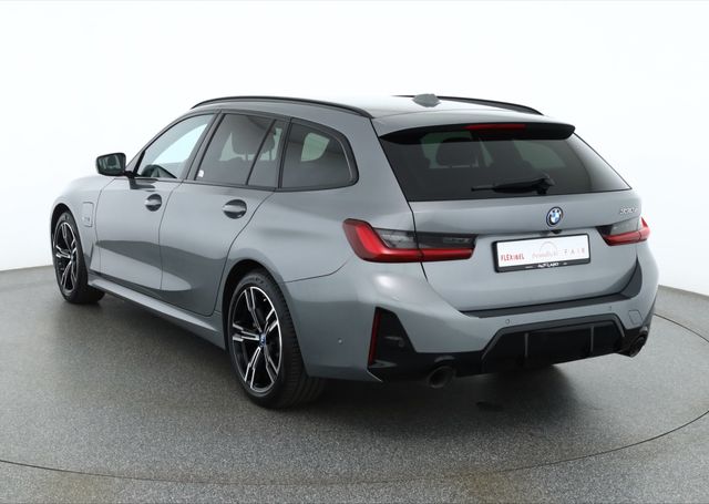 BMW 330, 2022 — 3