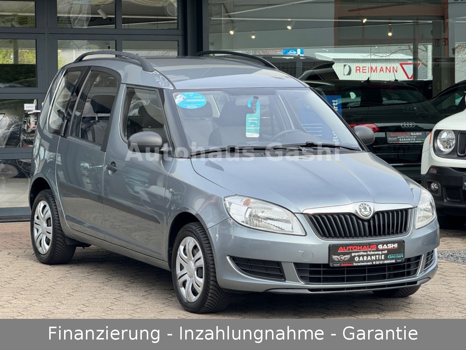 Fahrzeugabbildung SKODA Roomster Plus Edition*1.HD*Scheckheft*Klima*AHK