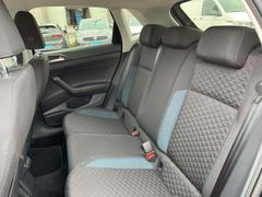 Fahrzeugabbildung Volkswagen Polo 1.0 MPI IQ.Drive CLIMATRONIC SHZ