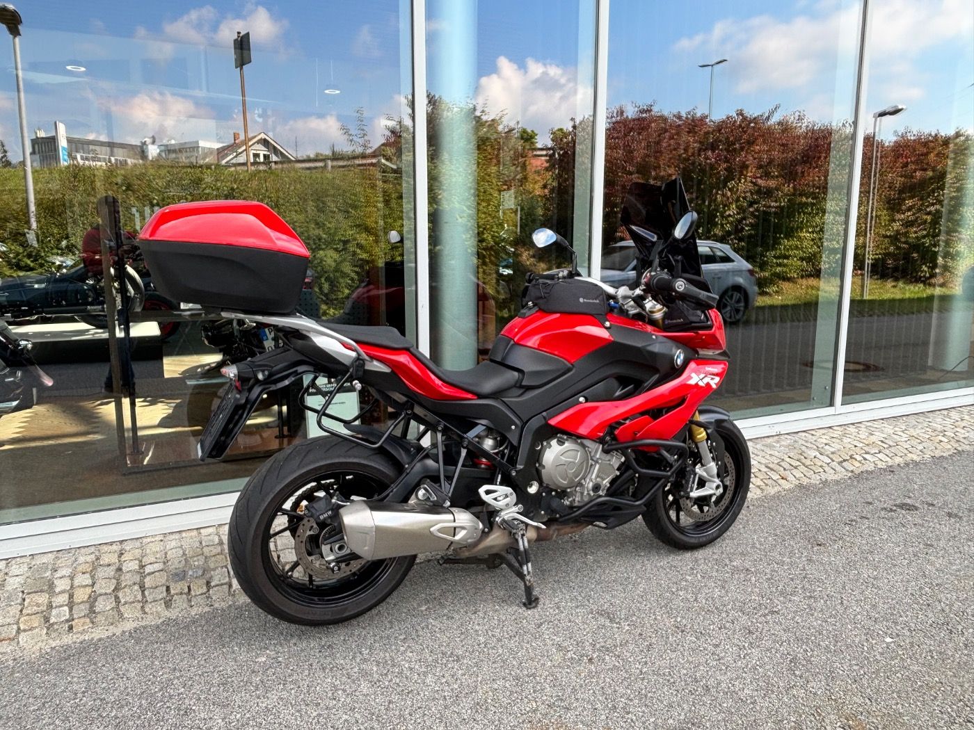 Fahrzeugabbildung BMW S 1000 XR mit Tieferlegung