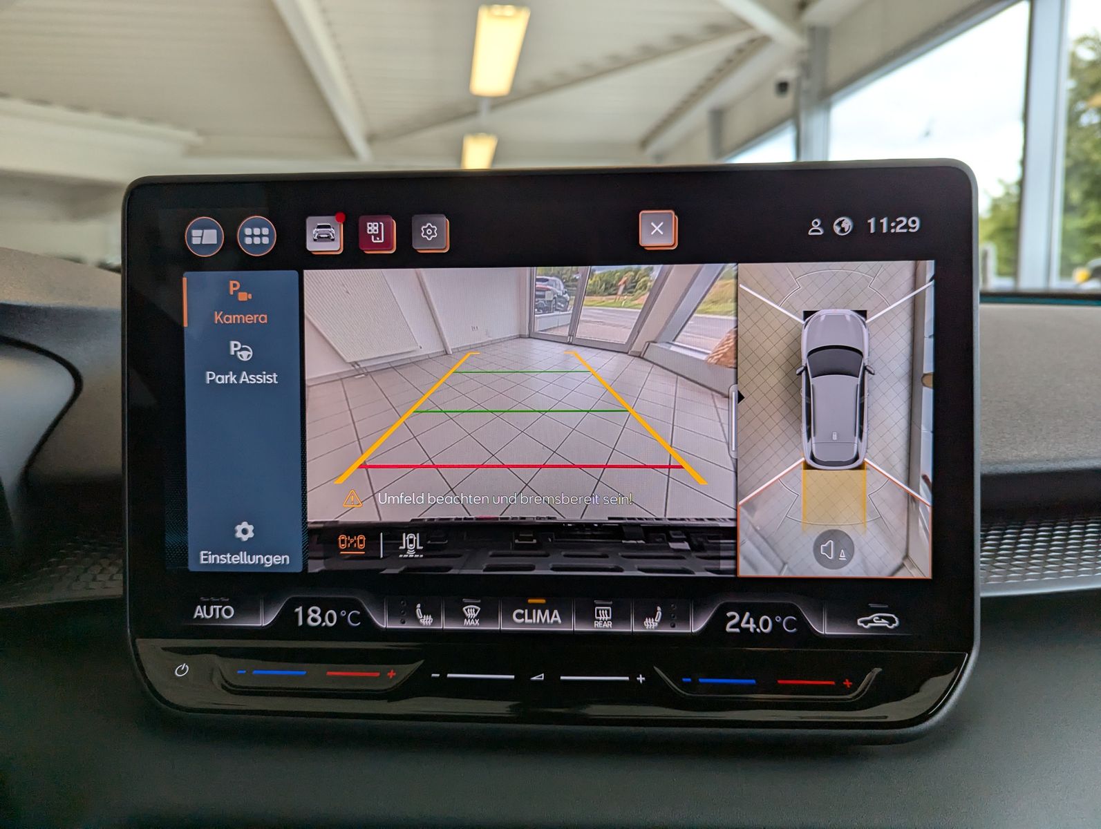 CUPRA Terramar 1.5 eTSI Sennheiser Edge-Paket HUD 19" - Image 26