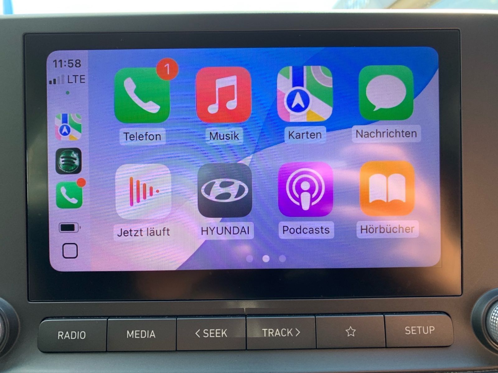 Fahrzeugabbildung Hyundai KONA Select Elektro 11 kW OBC Sitzheizung