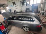 BMW E61 525i - BMW 525: E61