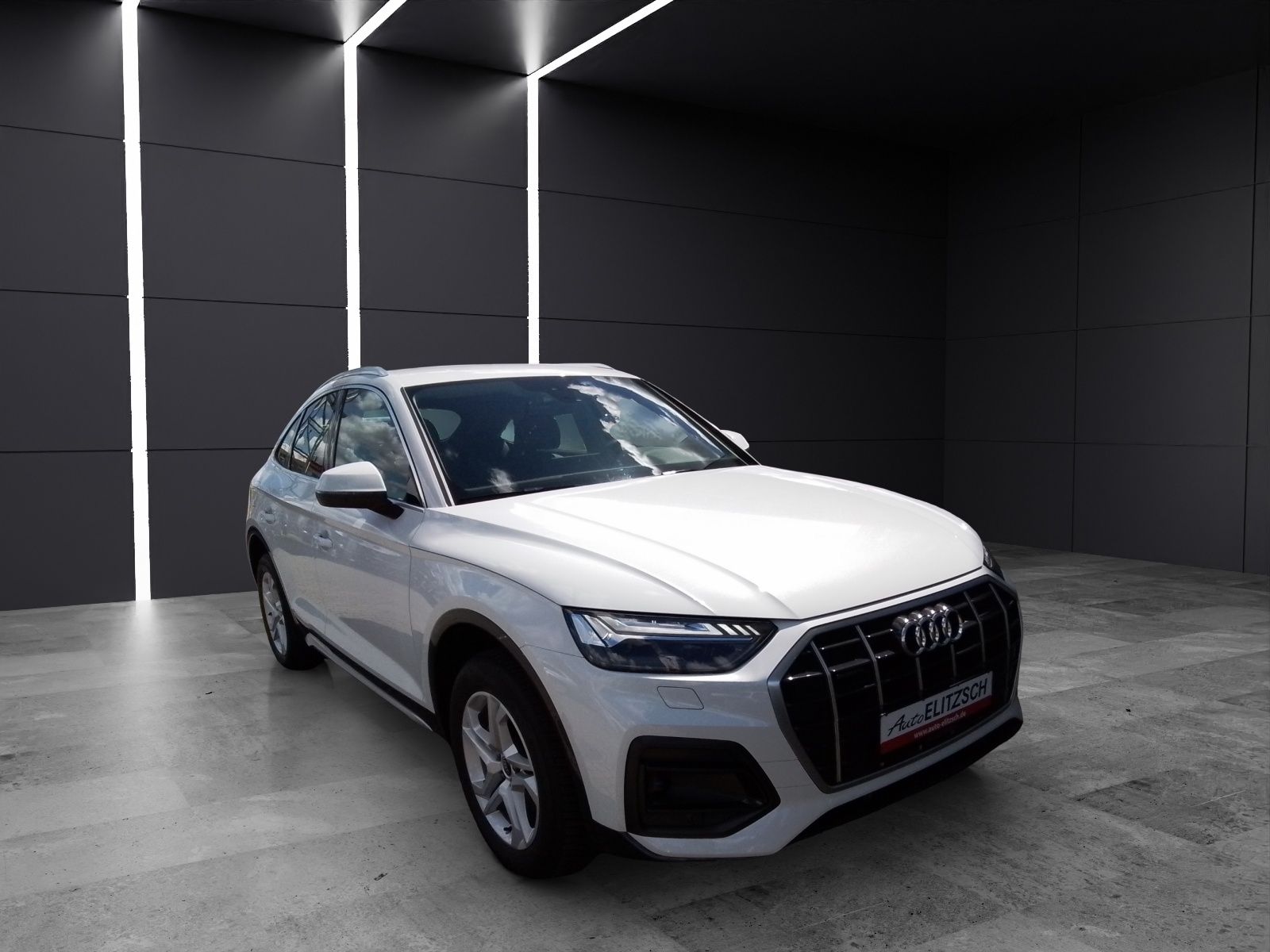 Fahrzeugabbildung Audi Q5 Sportback 40 TDI quattro Matrix Navi Leder AV