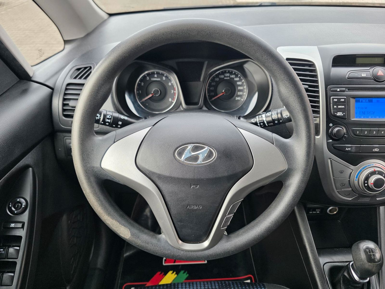 Fahrzeugabbildung Hyundai ix20 1.4/Klima/Ahk/guter Zustand
