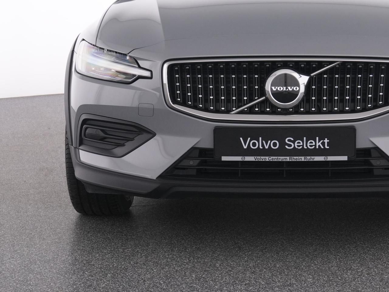 Volvo V60 Cross Country B4 AWD Plus+WINTERPAK+RFK+ foto 17