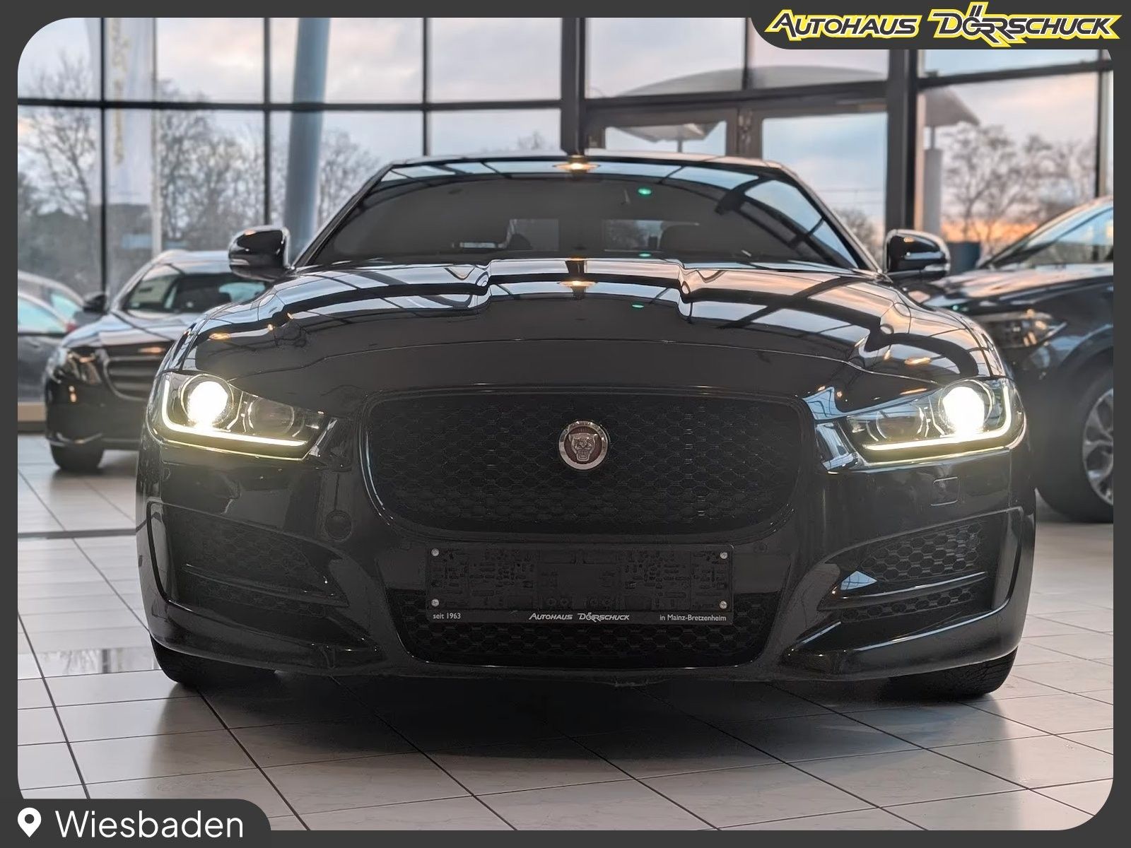 JAGUAR XE