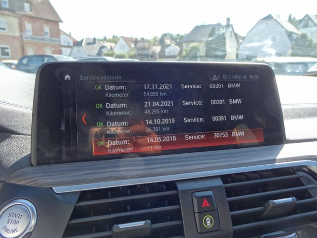 Fahrzeugabbildung BMW X4 xDrive 30i M Sport/Pano/KAM/HUD/AHK/2.Hd/