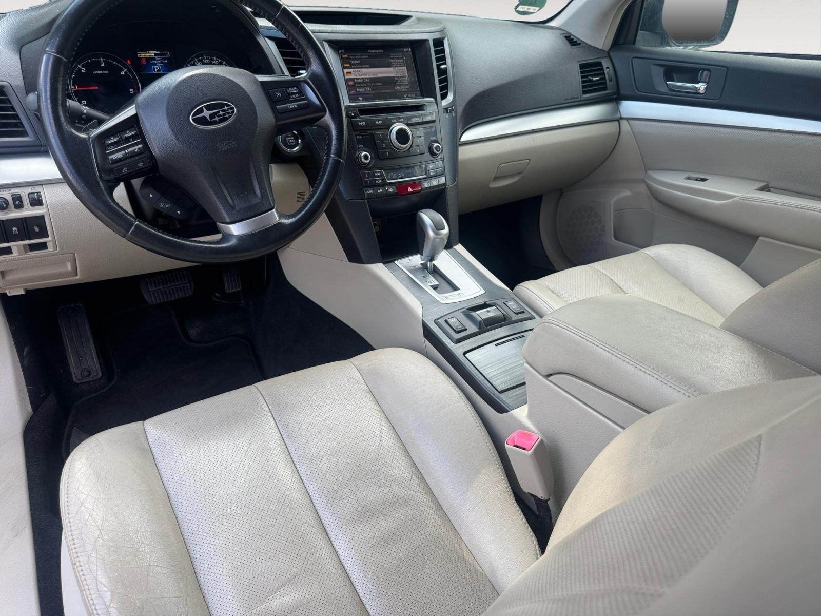 Subaru Legacy 2.0d 4WD Kombi/Outback AHK Navi Kamera