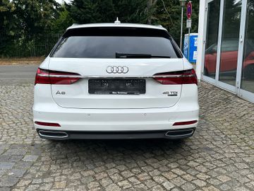 Audi A6 - 4