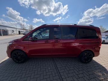 Mercedes V 220 - 6