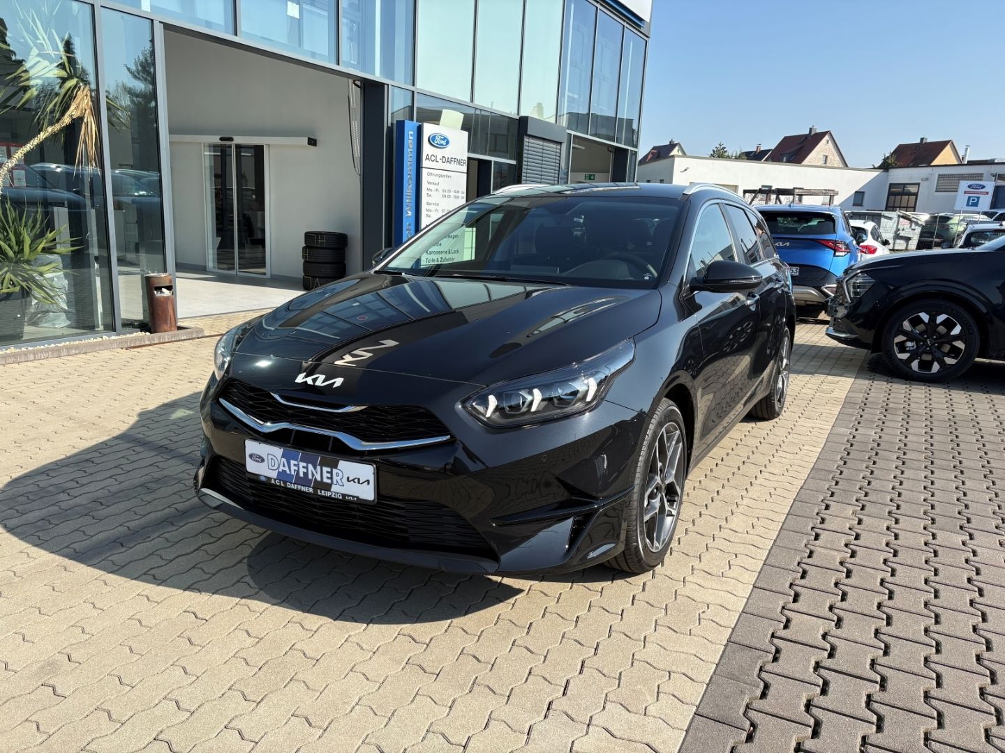 Fahrzeugabbildung Kia Ceed_sw Ultimate Edition TotWinkel PDC Keyless S