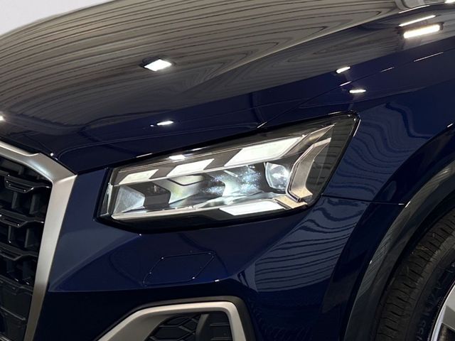 Q2 35 TFSI S LINE +MATRIX+NAVI+AHK+KAMERA+SONOS+