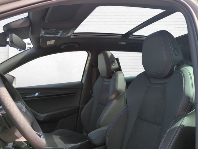 Fahrzeugabbildung SKODA Karoq 2.0 TSI Sportline 4x4 NAVI CANTON PANO SPO