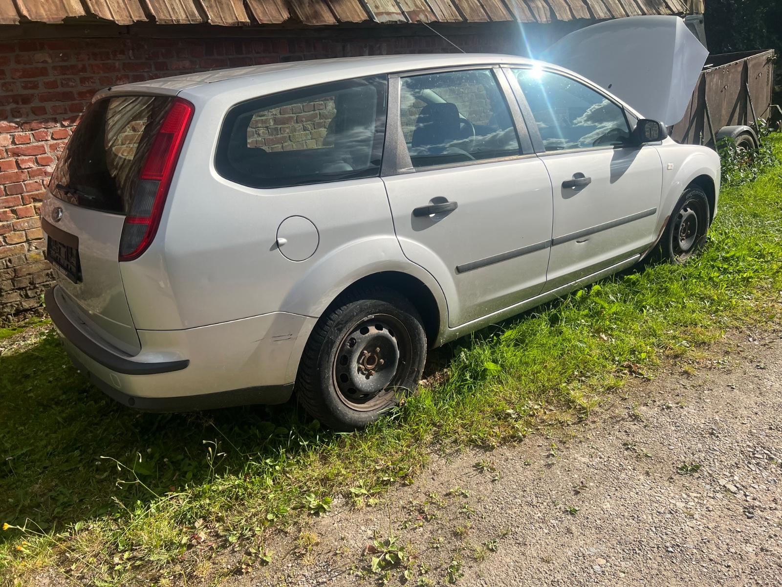Ford Focus 2005 — photo 5