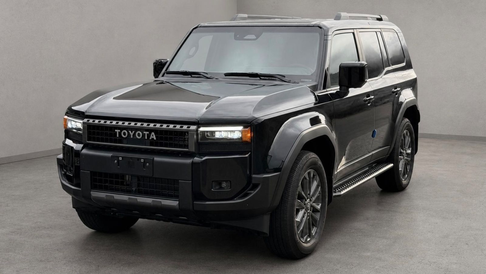 Toyota Land Cruiser I-Force MAX Hybrid