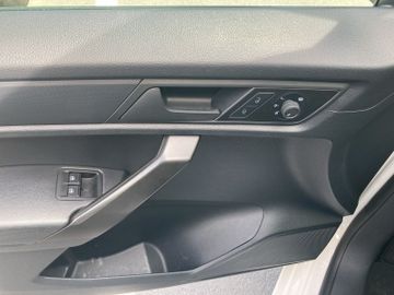 Volkswagen Caddy - 8