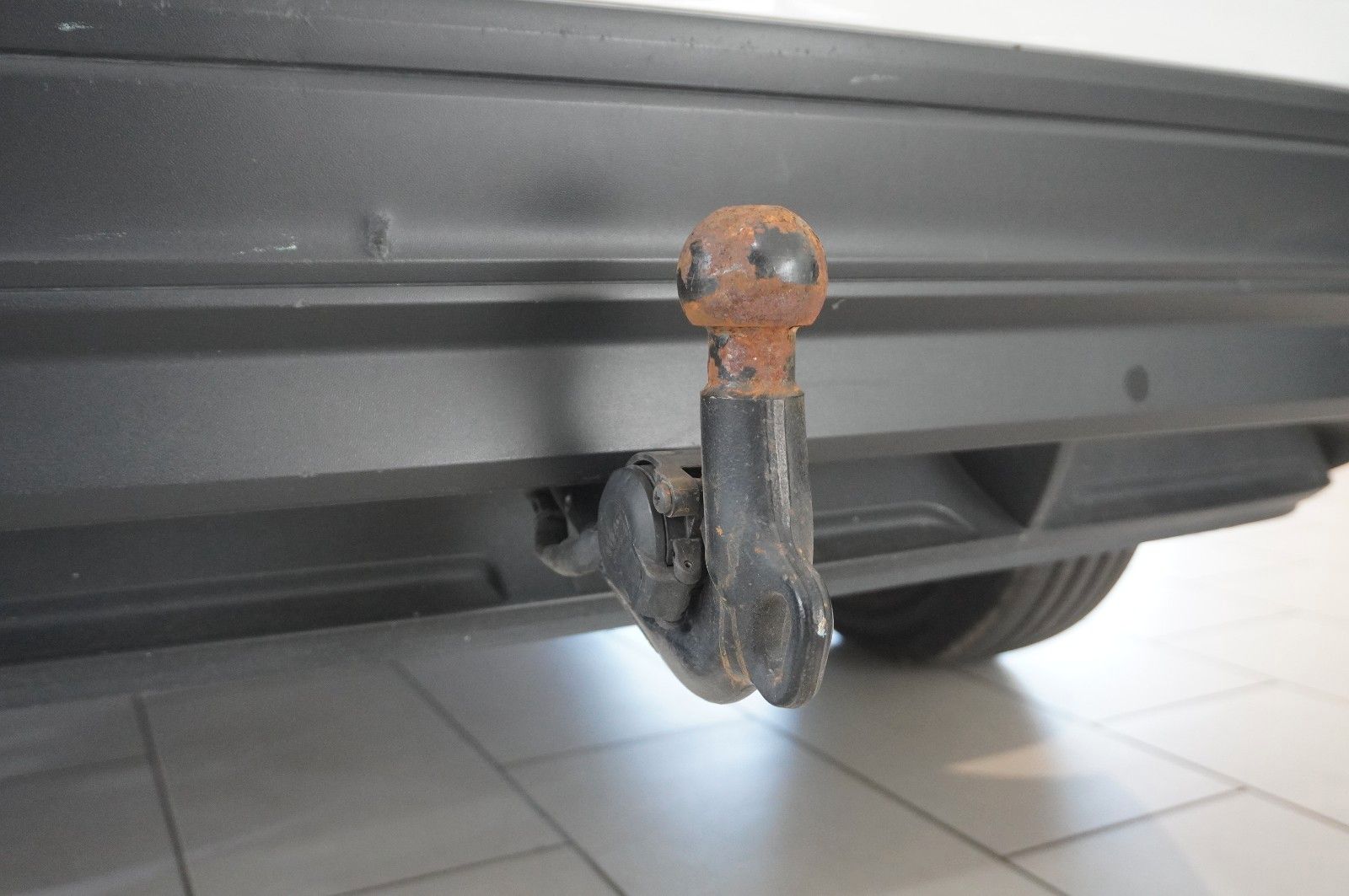 Fahrzeugabbildung Volkswagen Tiguan 2.0 TSI UNITED 4M DSG NAVI/LED/ACC/SH/AHK