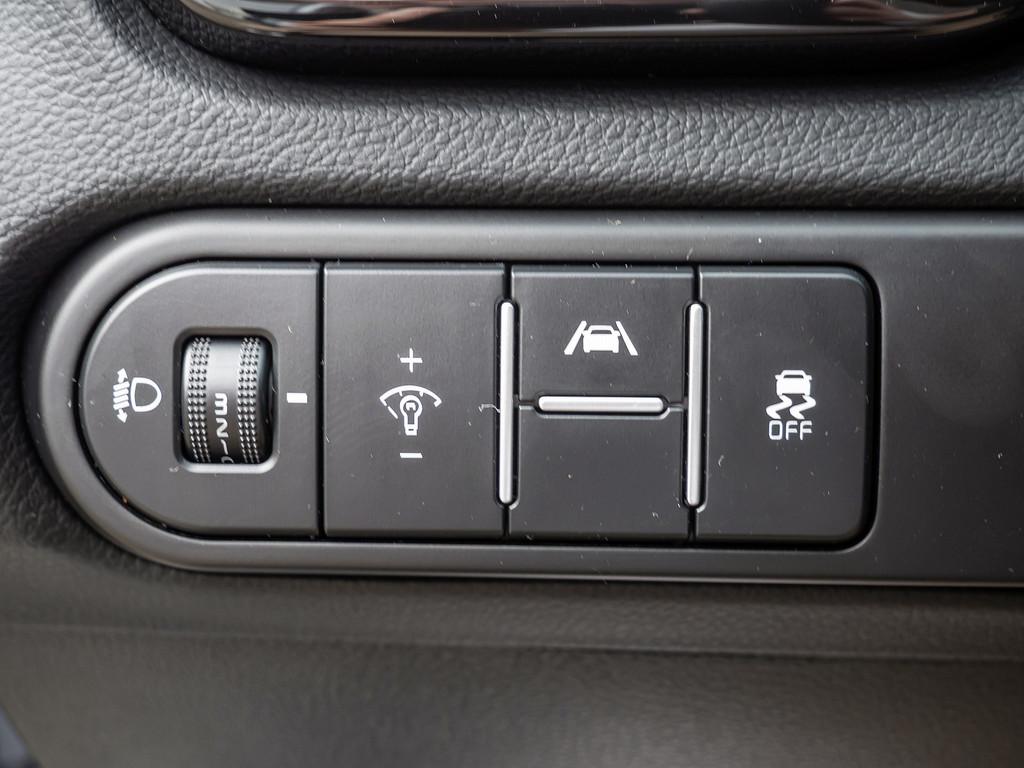 Kia Ceed_SW 1.5 T-GDi Ultimate Edition NAVI ACC LED