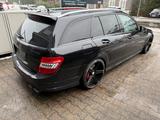 Mercedes-Benz C 63 AMG Performance P30 Kamera Carbon Schiebeda - Mercedes-Benz C 63 AMG: Carbon