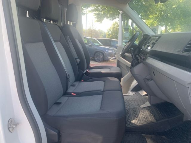 Fahrzeugabbildung Volkswagen Crafter Kasten 35 MR 2.0TDI 103KW 6-Gang AHZV KL
