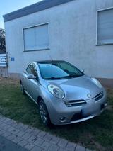 Nissan Micra c+c 1.6l - Nissan Micra mit Benzin-Antrieb: Cabrio, 1.6