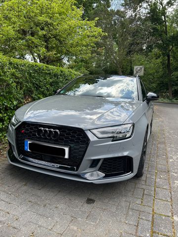 AUDI RS3 Sportback 2.5 TFSI RS-Sitze*Pano*B&amp;O*Virtual
