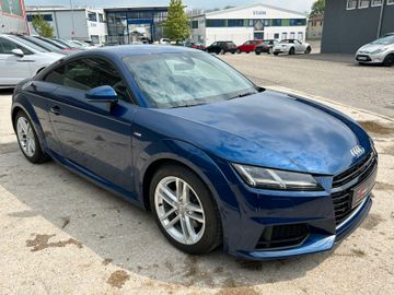 Fahrzeugabbildung Audi TT 2.0 TFSI Coupe s-Line Leder Virtual MatrixLED