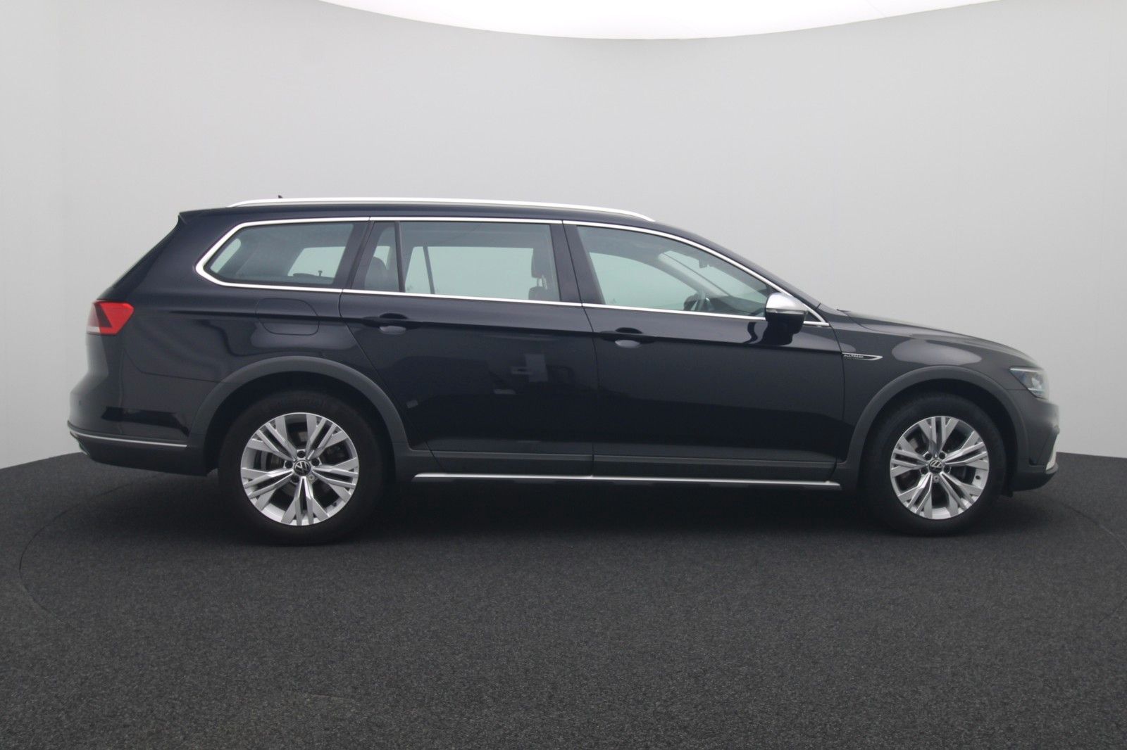 Fahrzeugabbildung Volkswagen Passat Variant 2.0 Alltrack NAVI ACC LED STHZ