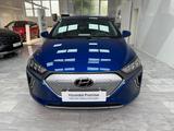 Hyundai IONIQ Elektro Prime Schiebedach 100% SOH - Hyundai mit Elektro-Antrieb: Blau, Limousine