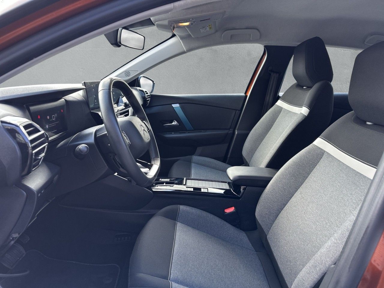 Fahrzeugabbildung Citroën ë-C4 Feel