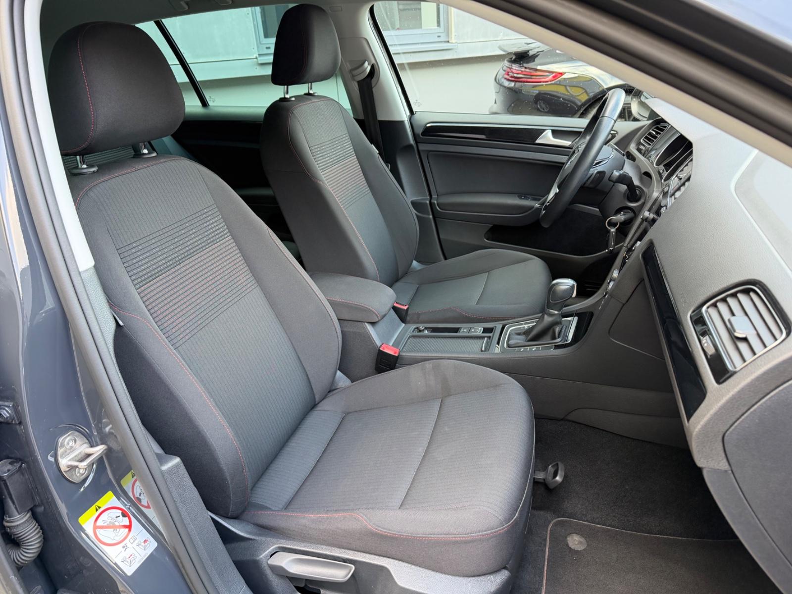 Volkswagen Golf VII Lim. Sound/ACC/AUTOMATIK/SHZ/NAVI/