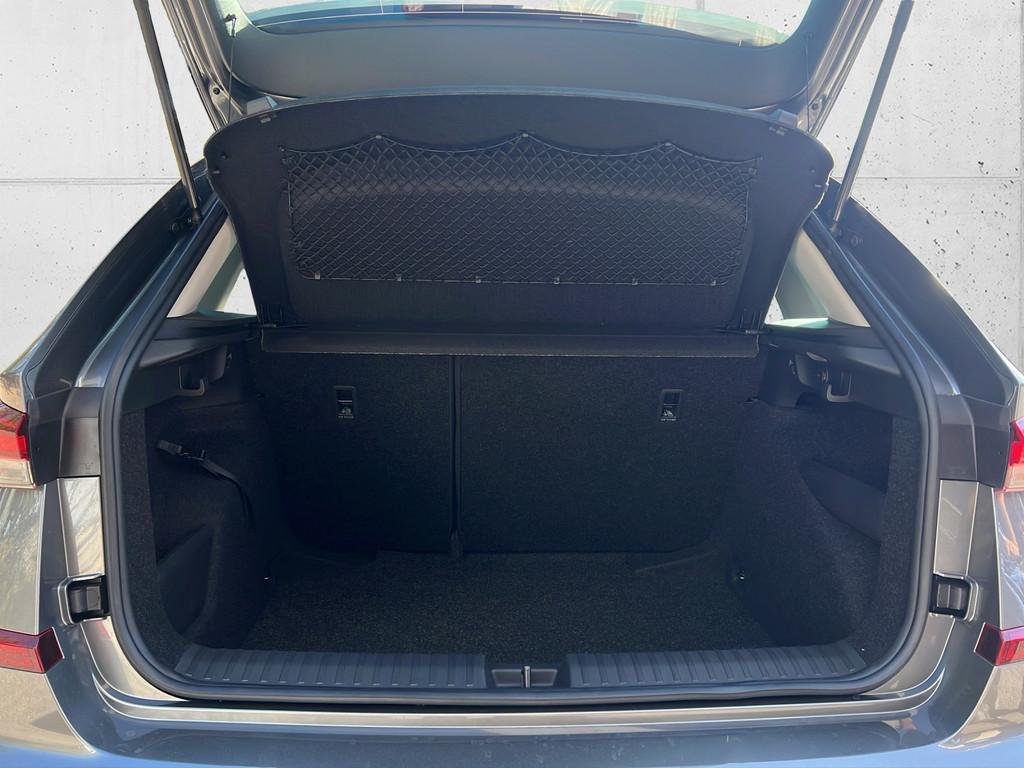 Skoda Kamiq 1.0 TSI Selection PDC KAMERA ACC LED NAVI