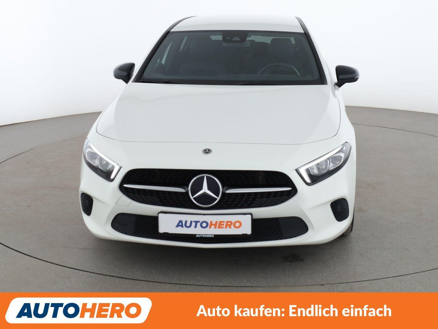 Mercedes-Benz  A 250 Progressive Aut.*LED*NAVI*TEMPO*PDC*SHZ*